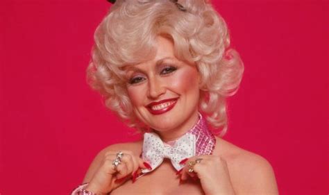 dolly parton nudes|Dolly Parton stripped down for husbands birthday in raunchy。